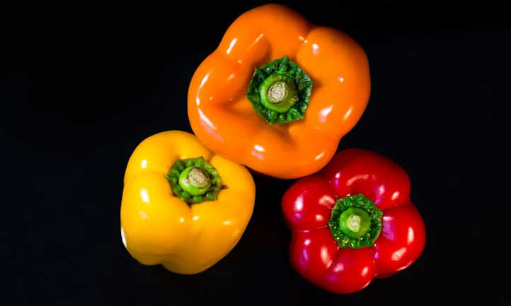 成熟的辣椒有三种颜色